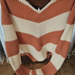 Derek Heart V-Neck Sweater - Rust and Cream